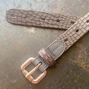 Fossil VTG Croc-Emboss Gray Belt w/Rose Gold/Copper Tone Finish Buckle BT3910073